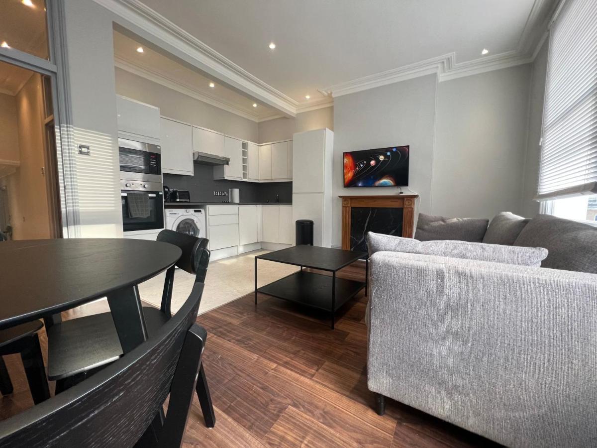 Lovely 2-Bedroom Victorian Flats Лондон Екстер'єр фото