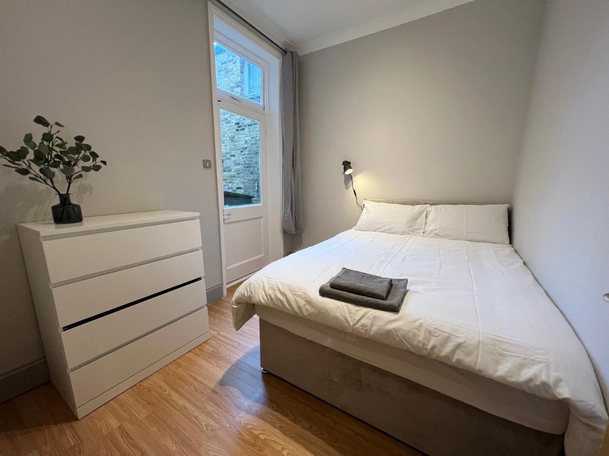 Lovely 2-Bedroom Victorian Flats Лондон Екстер'єр фото